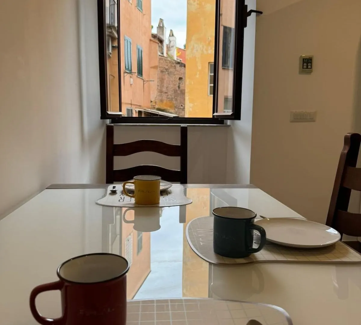 Trastevere Home Garibaldi 14 Рим 0*,