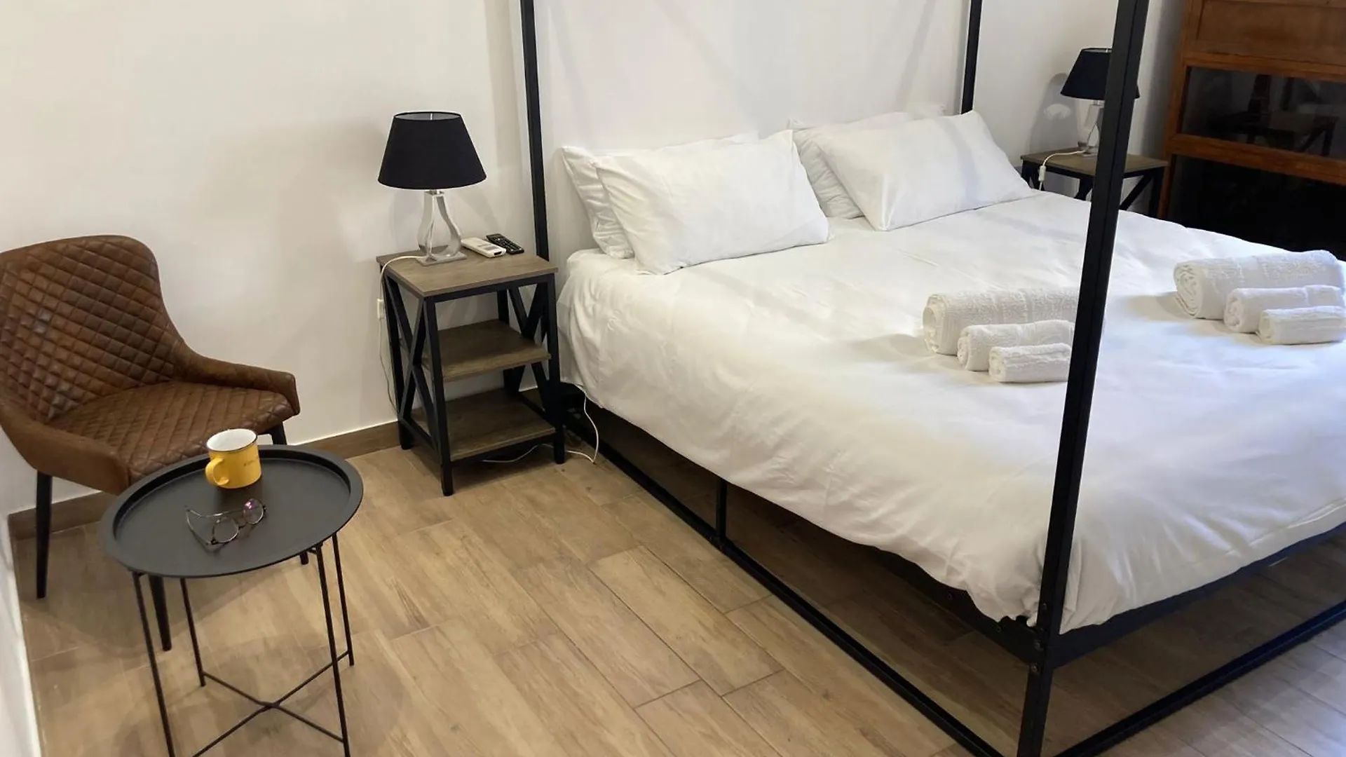 Trastevere Home Garibaldi 14 Рим Апартаменты